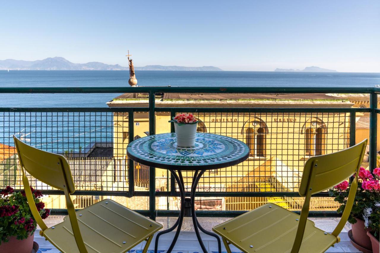 Pausea Suite Неаполь Экстерьер фото